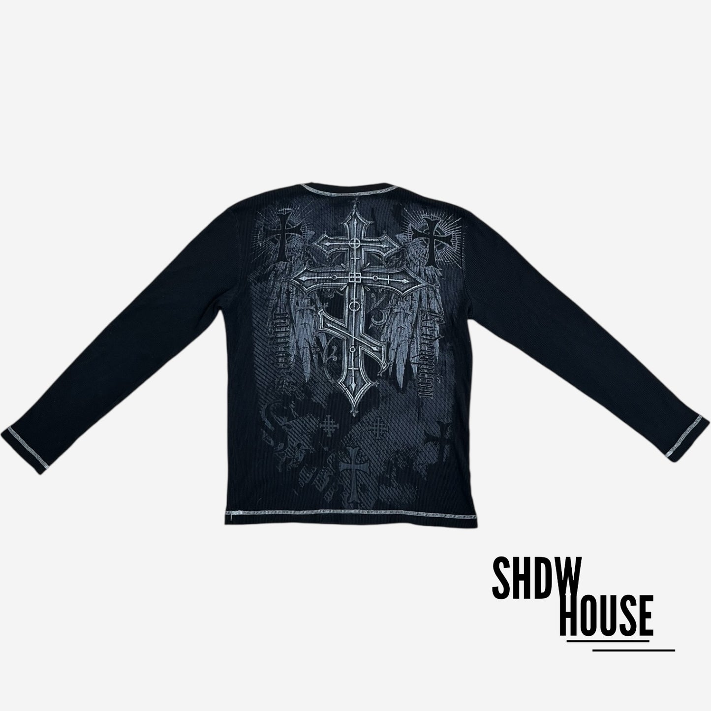 No Boundaries Multi Cross L/S Tee in Black