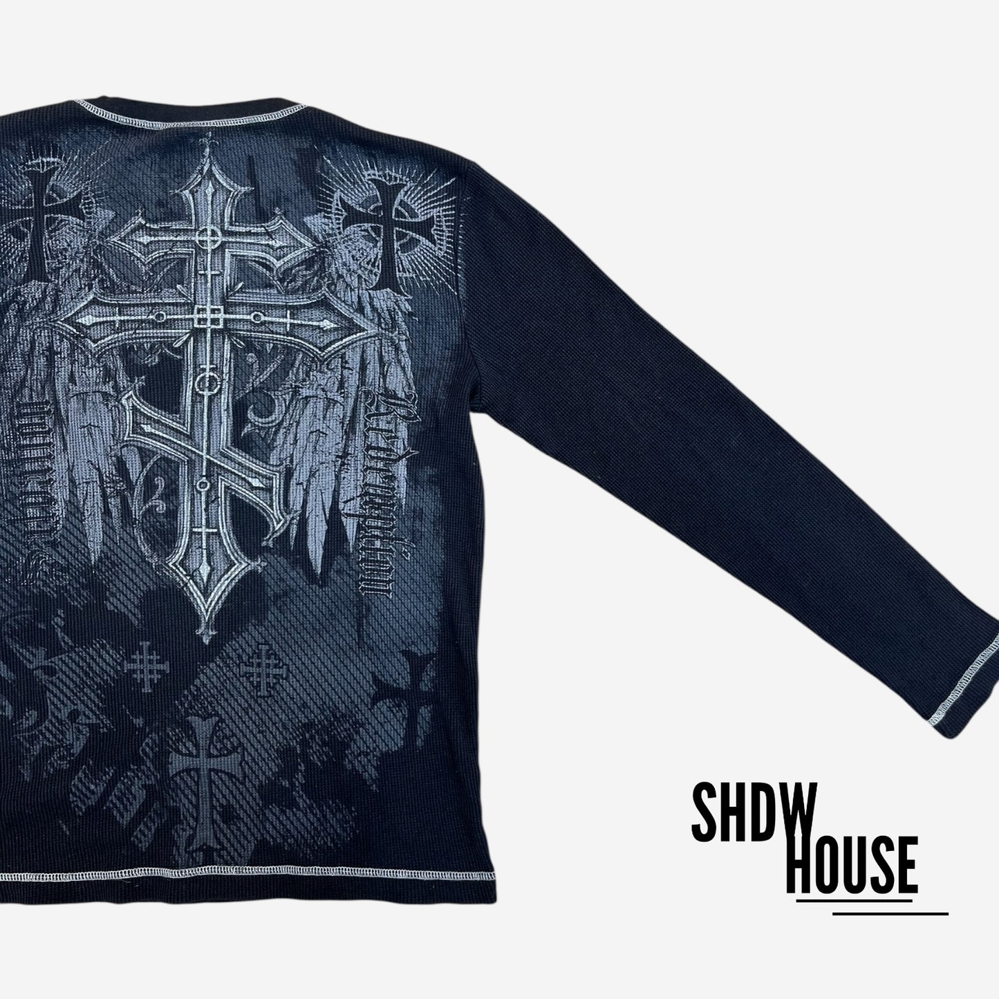 No Boundaries Multi Cross L/S Tee in Black