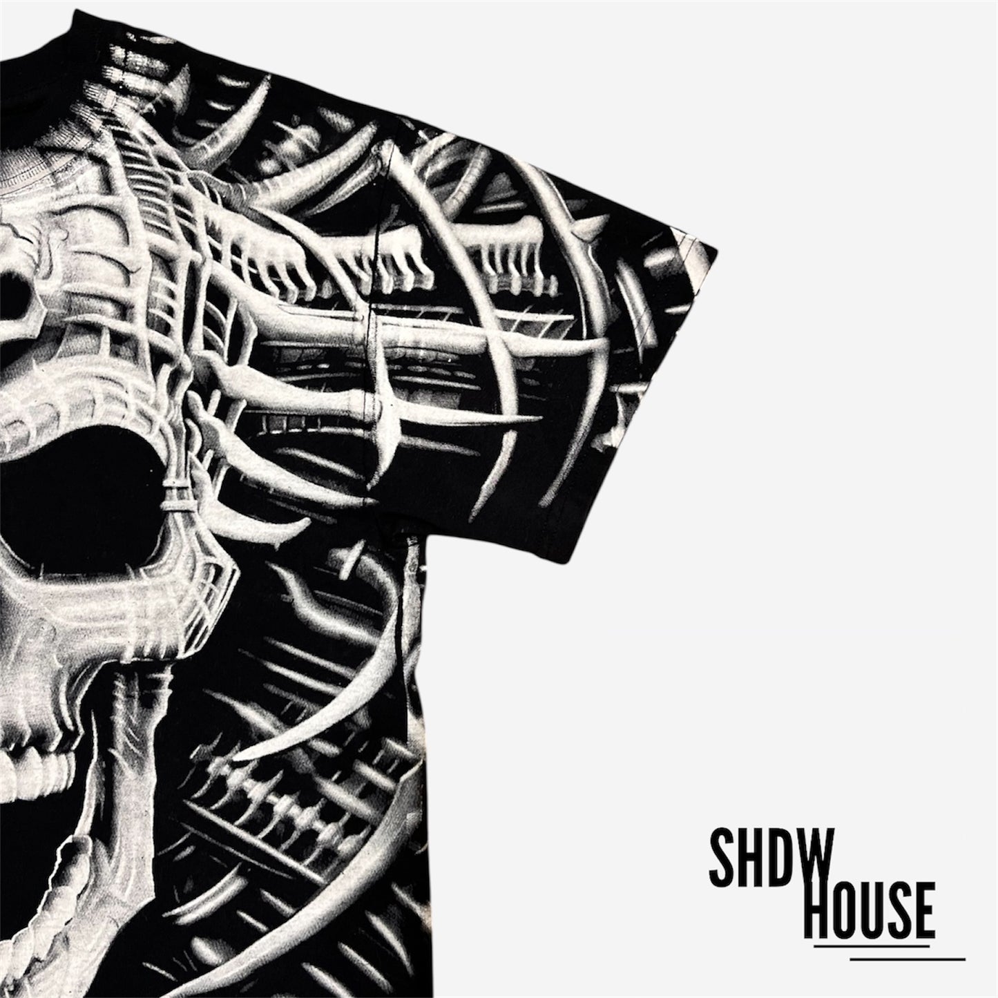 Liquid Blue White Skull AOP Tee in Black